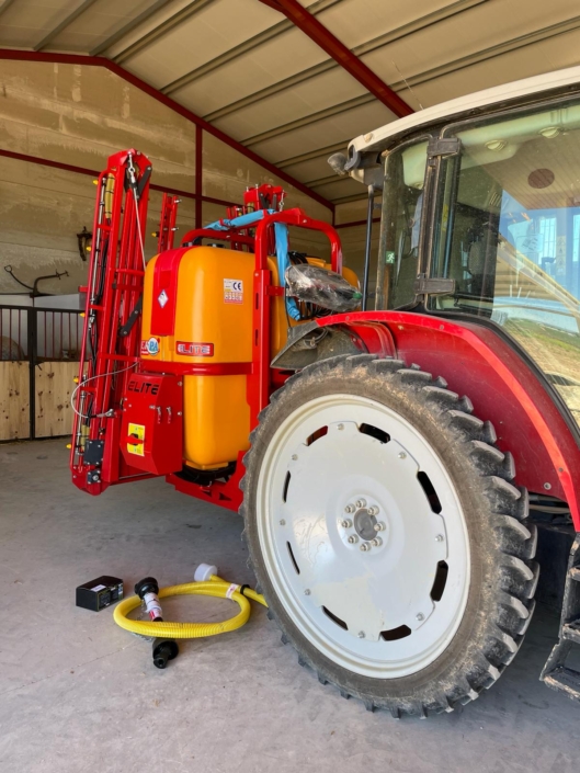 Producción Agrícola tractor venta de ajo y cebolla